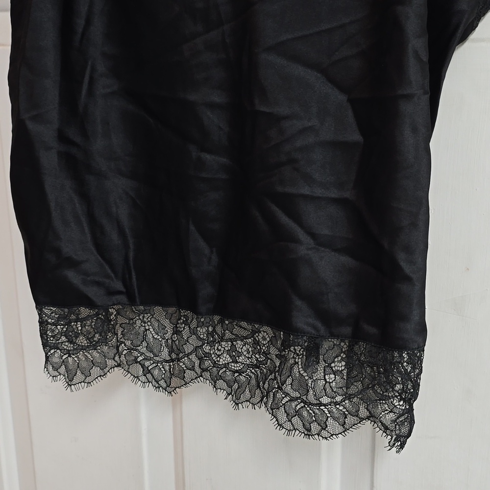 Victoria's Secret Black Lace Cami Top - Picture 3 of 8